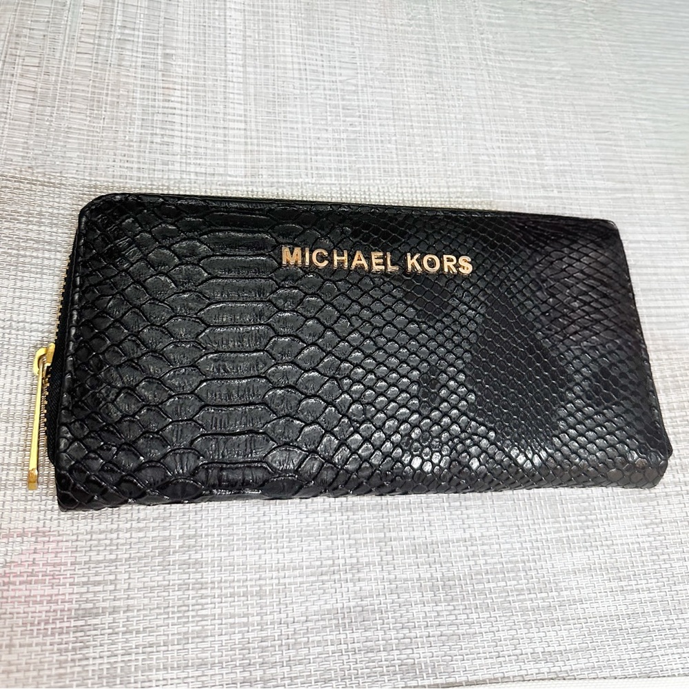 Michael Kors Black and Gold Wallet